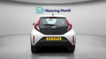 Toyota Aygo X VVT-I PURE