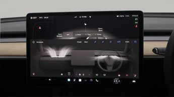 Tesla Model Y LONG RANGE AWD