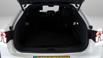 Ford Mustang Mach-E BASE