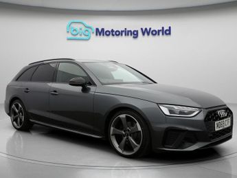 Audi A4 AVANT TDI S LINE BLACK EDITION