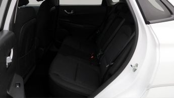 Hyundai KONA PREMIUM