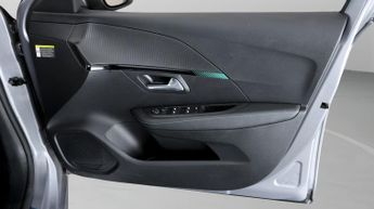 Peugeot E-208 ALLURE PREMIUM PLUS