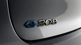Peugeot E-208 ALLURE PREMIUM PLUS