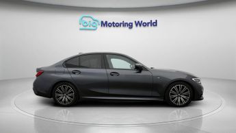 BMW 3 Series 320I M SPORT