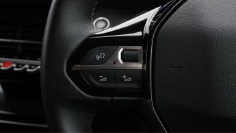 Peugeot E-2008 ALLURE PREMIUM PLUS