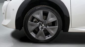 Peugeot E-208 GT PREMIUM