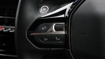 Peugeot E-208 GT PREMIUM