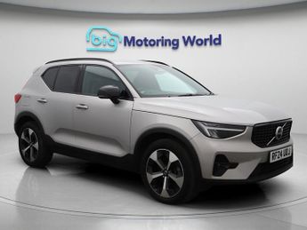 Volvo XC40 B3 PLUS