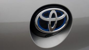 Toyota Corolla ICON TECH