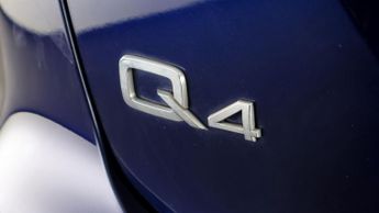 Audi Q4 e-tron SPORTBACK S LINE QUATTRO