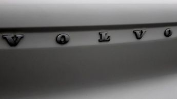 Volvo XC40 B4 MOMENTUM