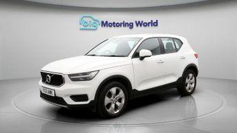 Volvo XC40 B4 MOMENTUM