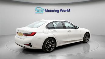 BMW 3 Series 330E SPORT PRO