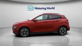 Hyundai KONA PREMIUM