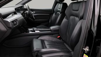 Audi e-tron QUATTRO S LINE