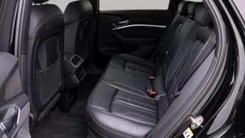 Audi e-tron QUATTRO S LINE