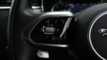 Jaguar F-PACE R-DYNAMIC S