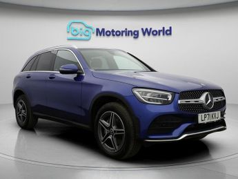 Mercedes GLC GLC 300 E 4MATIC AMG LINE