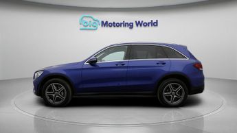 Mercedes-Benz GLC GLC 300 E 4MATIC AMG LINE