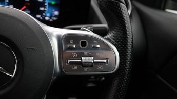 Mercedes-Benz GLA GLA 250 E AMG LINE