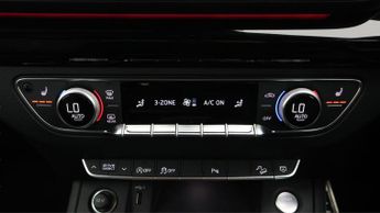 Audi Q5 TFSI QUATTRO S LINE EDITION 1