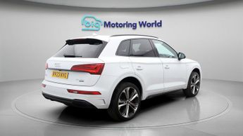 Audi Q5 TFSI QUATTRO S LINE EDITION 1
