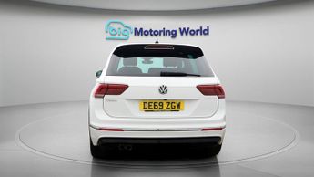 Volkswagen Tiguan R-LINE TECH TDI DSG