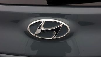 Hyundai KONA PREMIUM