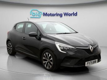 Renault Clio ICONIC E-TECH