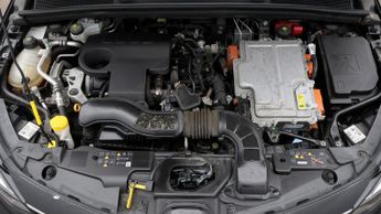 Renault Clio ICONIC E-TECH