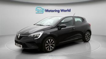 Renault Clio ICONIC E-TECH