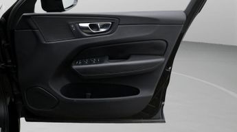 Volvo XC60 D4 MOMENTUM