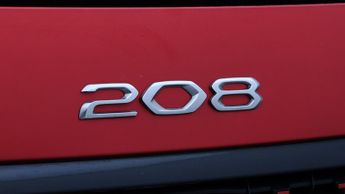Peugeot E-208 ALLURE PREMIUM PLUS