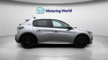 Peugeot E-208 GT PREMIUM