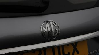 MG MG5 EXCLUSIVE