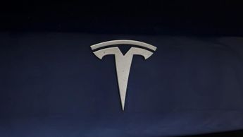 Tesla Model 3 MODEL 3