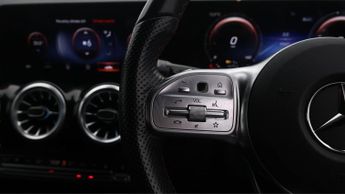 Mercedes-Benz EQA EQA 350 4MATIC AMG LINE