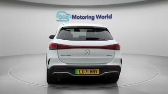 Mercedes-Benz EQA EQA 350 4MATIC AMG LINE