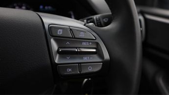 Hyundai IONIQ SE CONNECT