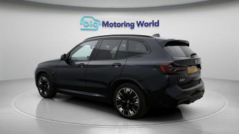 BMW iX3 M SPORT PRO