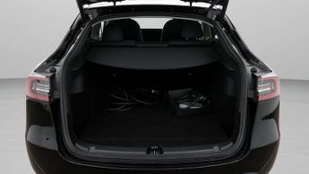 Tesla Model Y BASE