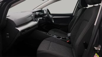 Volkswagen Golf LIFE ETSI DSG