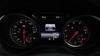 Mercedes-Benz GLA GLA 180 URBAN EDITION