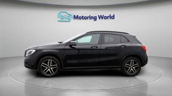 Mercedes-Benz GLA GLA 180 URBAN EDITION