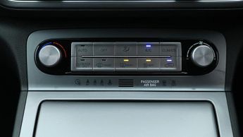 Hyundai KONA PREMIUM