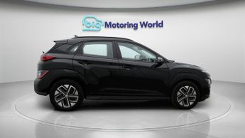 Hyundai KONA SE CONNECT