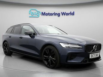 Volvo V60 RECHARGE T6 R-DESIGN AWD