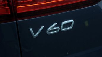Volvo V60 RECHARGE T6 R-DESIGN AWD