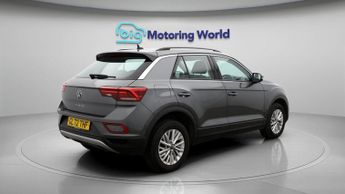 Volkswagen T-Roc LIFE TSI DSG