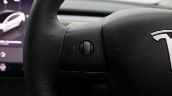 Tesla Model 3 MODEL 3